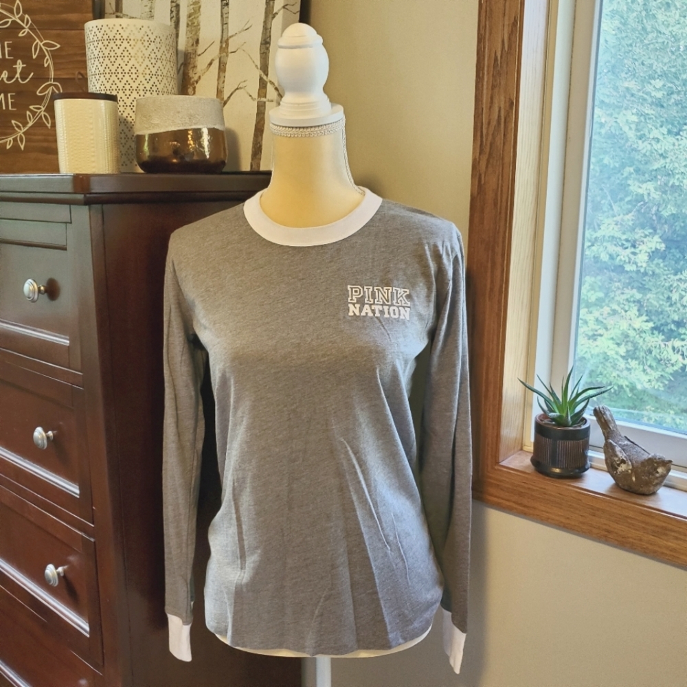 Victoria Secret PINK Gray Long Sleeve Graphic Tee